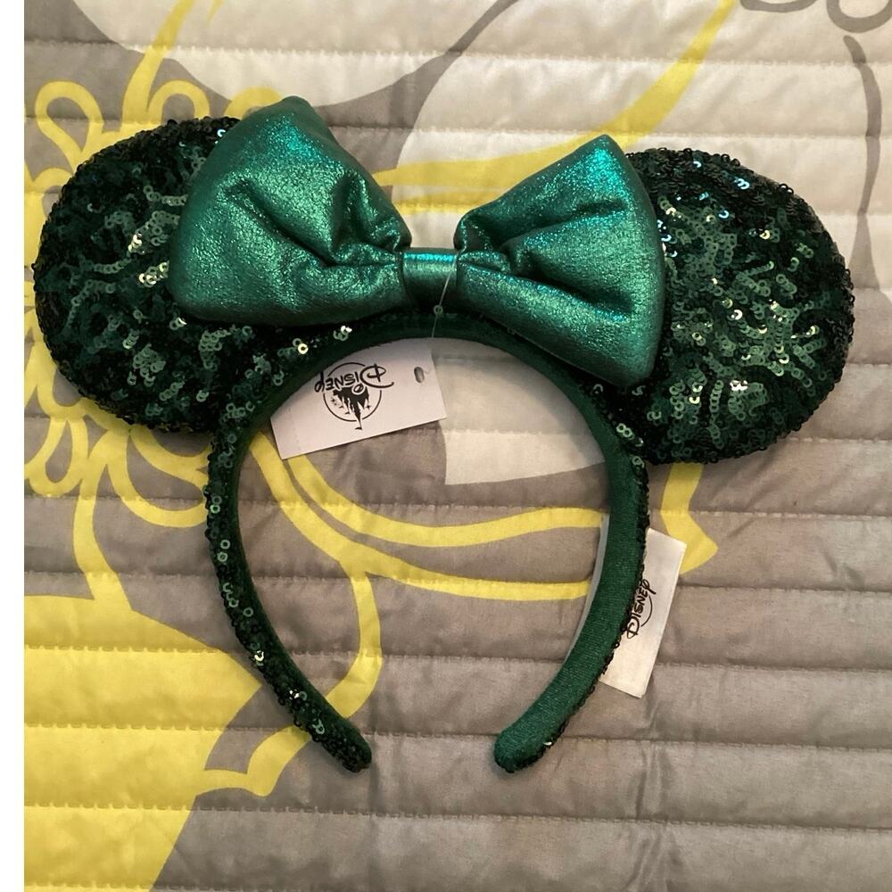 NWT Disney Parks Emerald Green Sequins Minnie Mouse Ears Headband